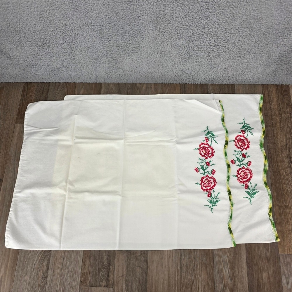 Vintage Hand Embroidered Floral Rose Pillowcase Set Crochet Lace Trim White 2pc